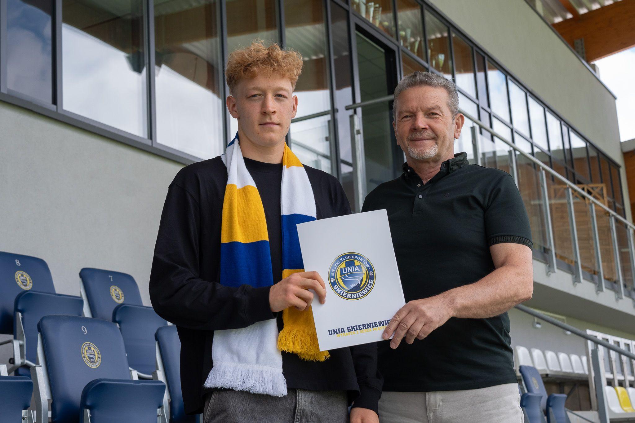 Kacper Kalisz nowym zawodnikiem Unii Skierniewice!